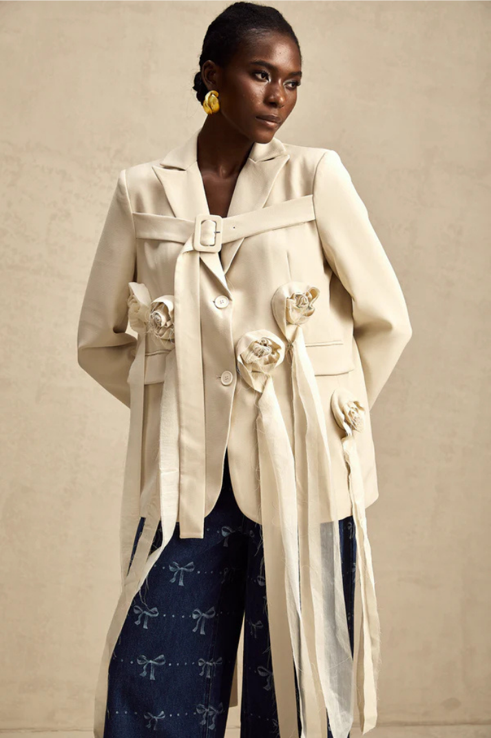 CLARA ÇİÇEK APLİKELİ KURDELE TASARIMLI BLAZER CEKET