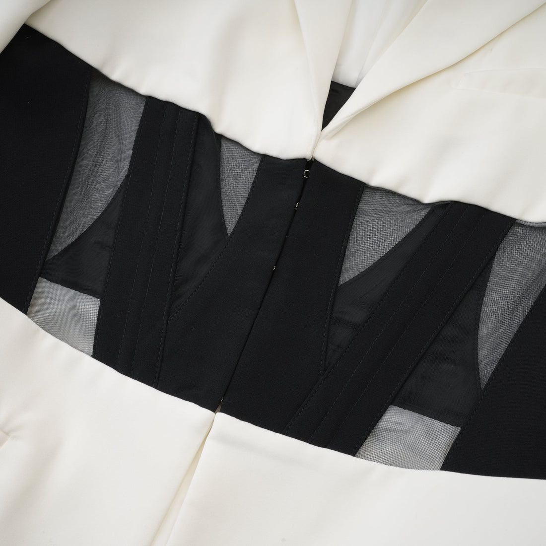 LİLY WHİTE BLAZER CEKET