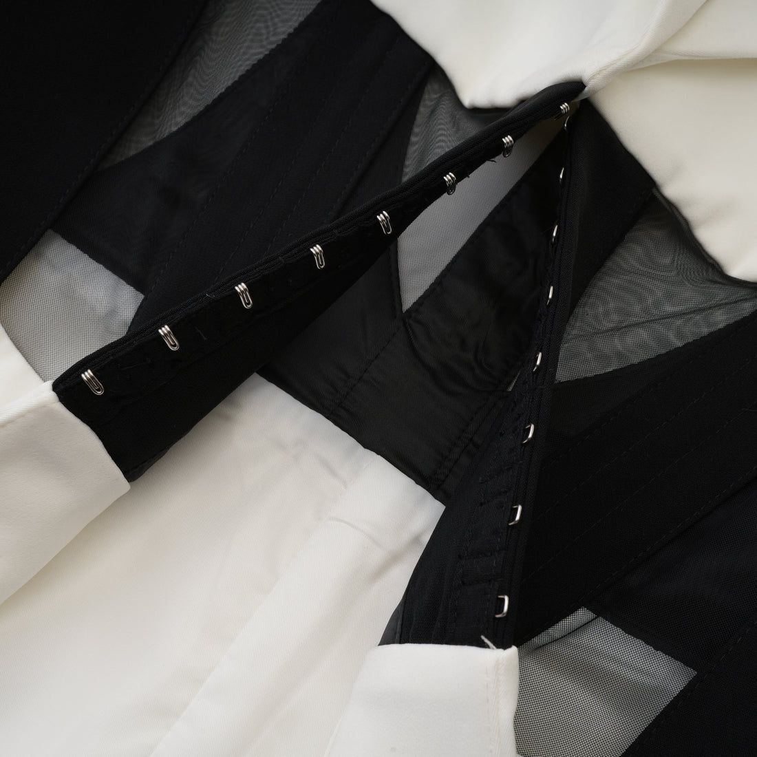 LİLY WHİTE BLAZER CEKET